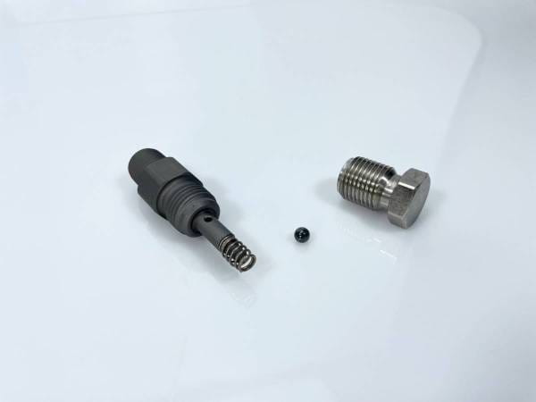 Exergy Duramax CP3 Rear Outlet Fitting and Plug Kit - 1-018-124